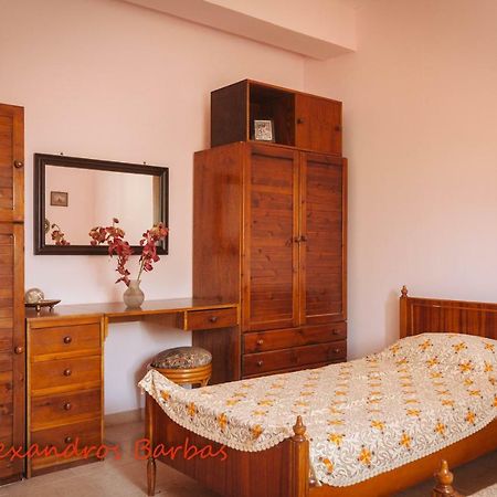 Appartement Bourikos House Corfu à Áno Korakiána Extérieur photo