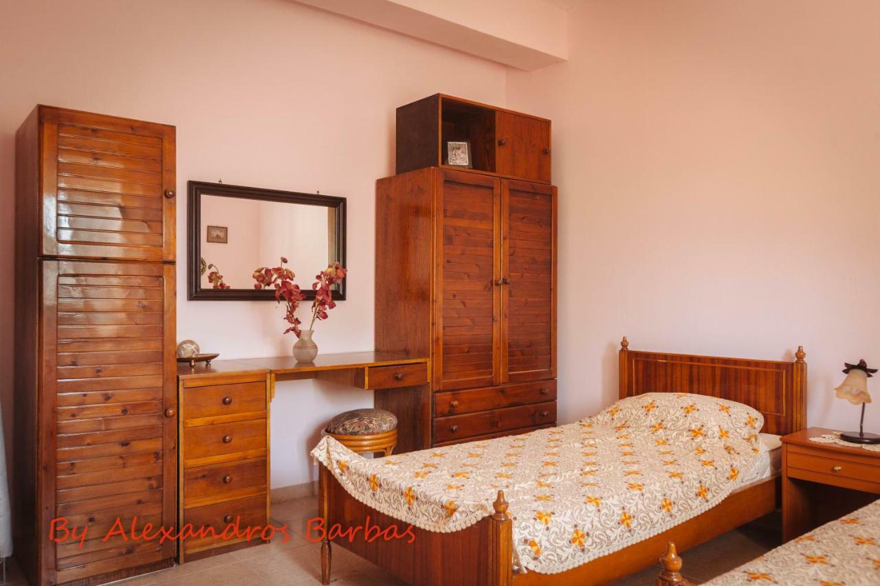 Appartement Bourikos House Corfu à Áno Korakiána Extérieur photo